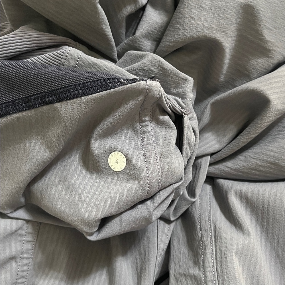 Lululemon Athletica Charcoal Joggers - Picture 9 of 12